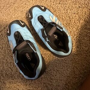 Yeezy 9c